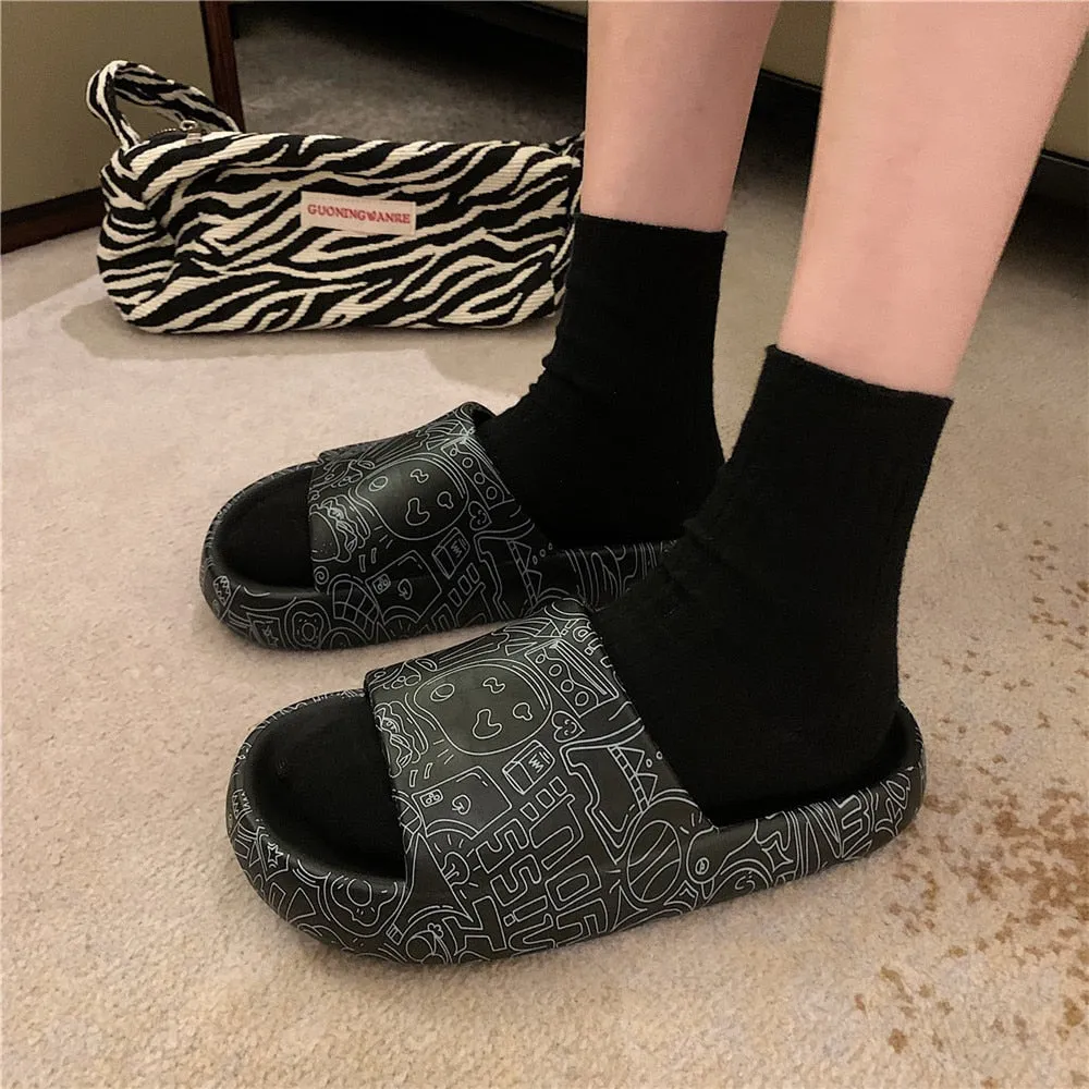 HKYC Slides Footwear