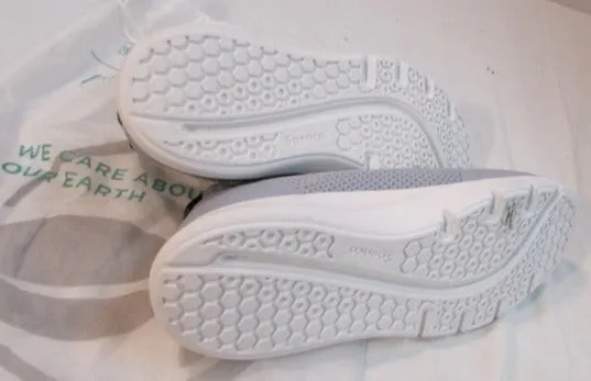 Spenco Footwear Yoga Stretch Slip-On Shoes